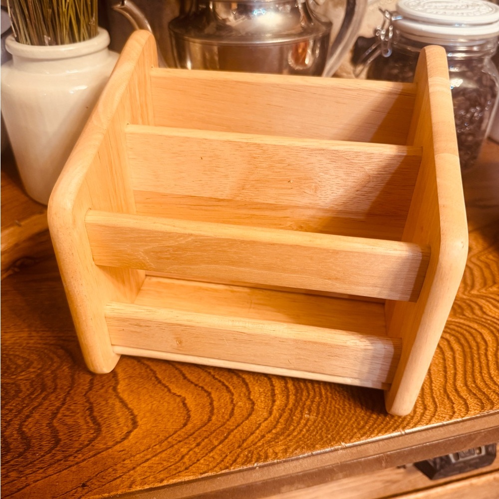 Like new Solid Wooden Organizer Rack made in thailand